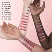 MAX FACTOR 2000 Calorie Lip Glaze 4.4 ml 